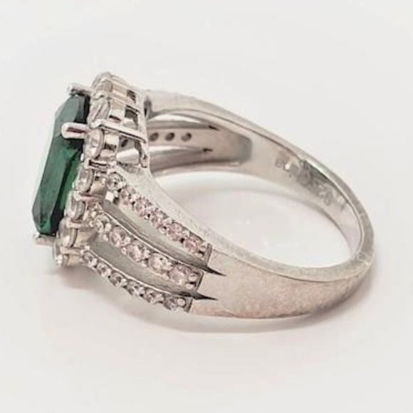 925 Sterling Silver Created Emerald CZ's 3 Band Statement Cocktail Ring - Picture 2 of 6